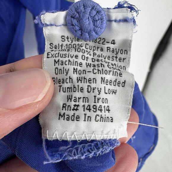 Johnny Was top medium M blue floral embroidered vegan silk boho bohemian beachy - Picture 5 of 6